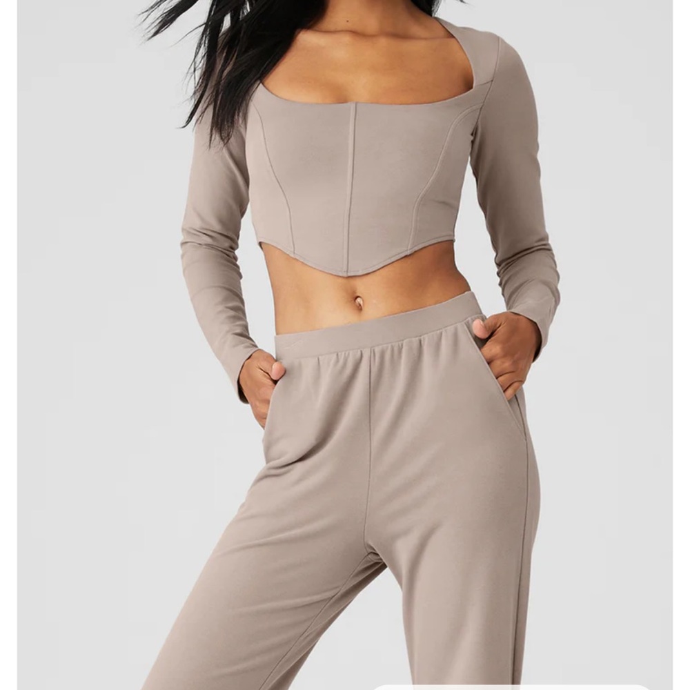 Alo Soft Sculpt Set Taupe